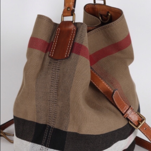 Burberry Tote - Picture 2 of 6